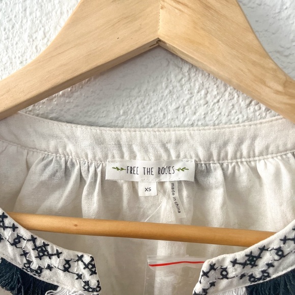 Free The Roses Gillian Peasant Blouse Top - Picture 3 of 7